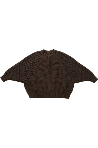 Sweter-dzianinowy-czekoladowy-minimalistyczny-3.jpg
