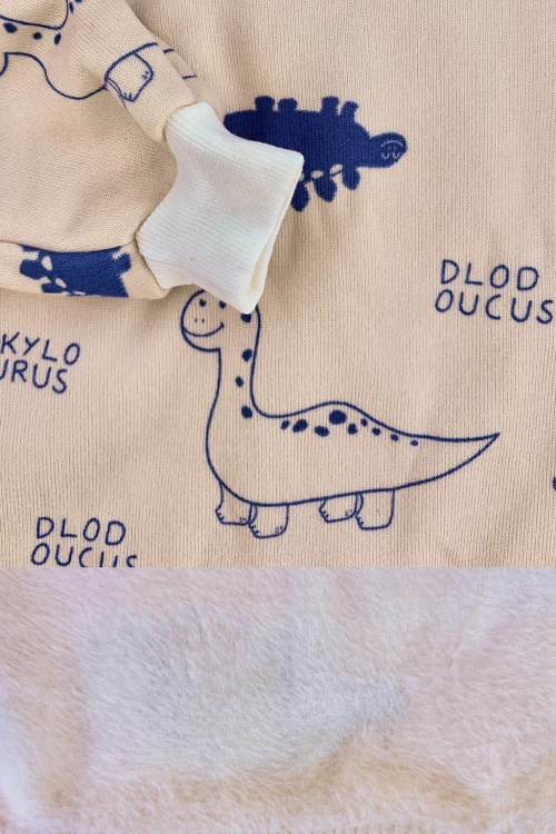ocieplany-sweter-dino-3.jpg